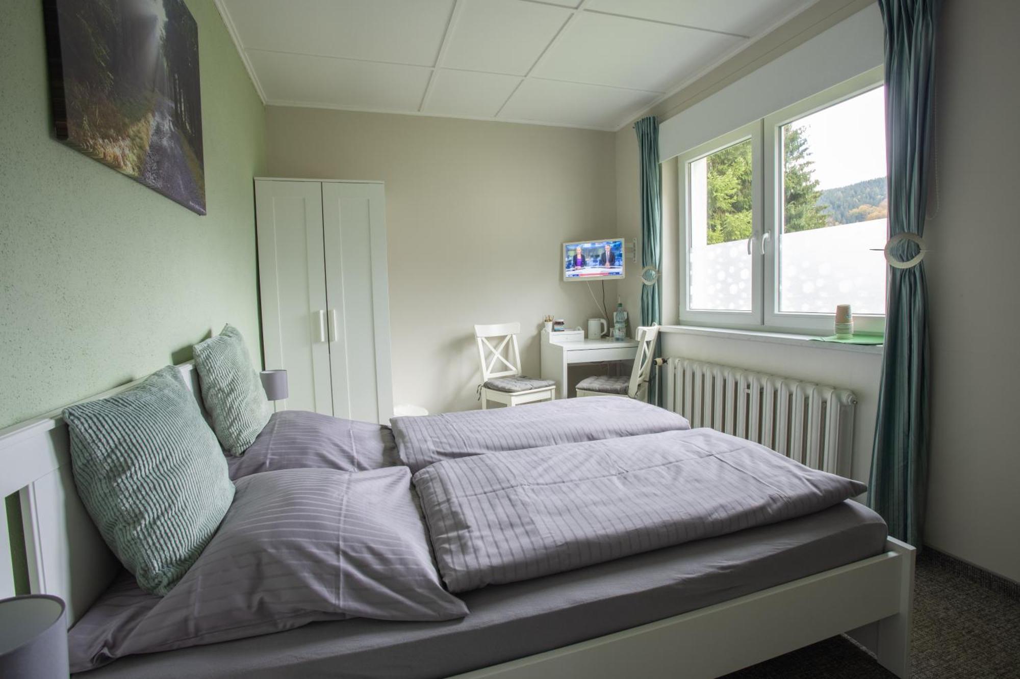 Pension Am Waldesrand Ilmenau Exterior foto